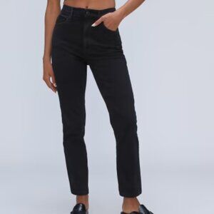 Everlane The Original Cheeky® Jean in Coal